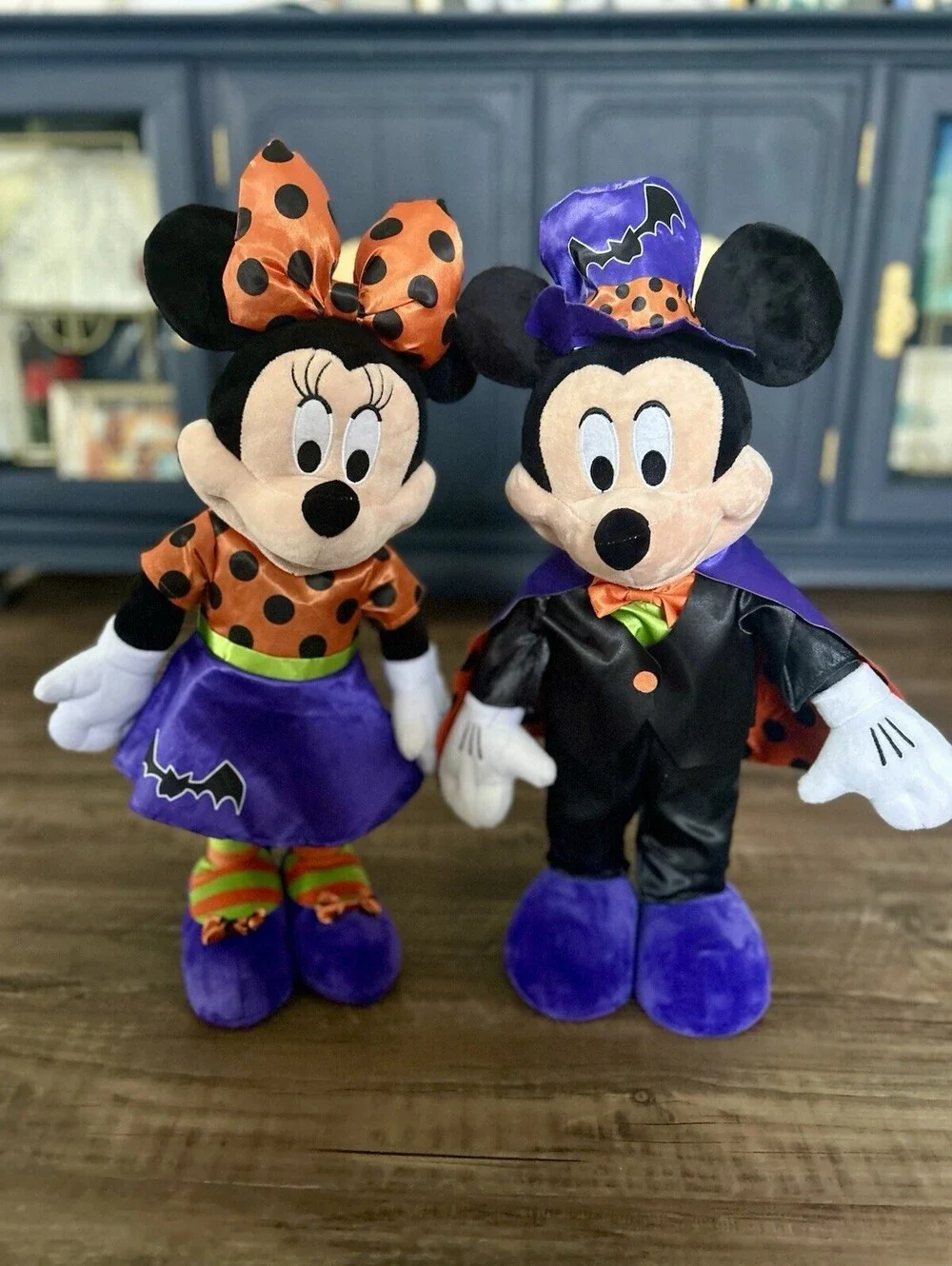 Disney 20” Mickey & Minnie Mouse Halloween Greeters Standing Figures